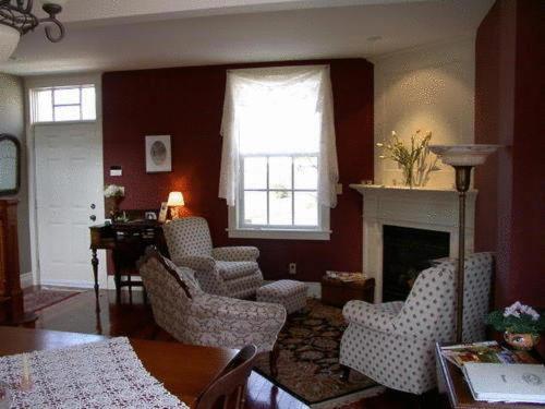 Antique Slumber Old Town Bed & Breakfast Niagara-on-the-Lake Exterior photo